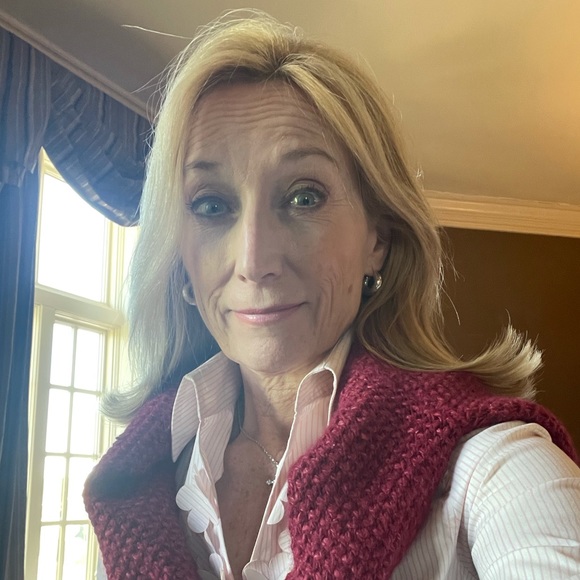 Meet your Posher, Mel - Picture 1 of 1